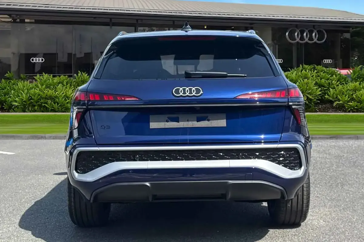 New Audi Q3 S-Line 150 HP (110 kW) 2026 Blue SUV