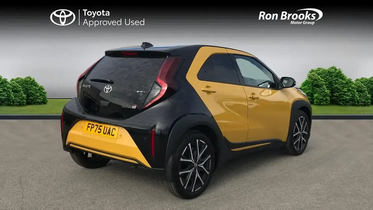 Used Toyota Aygo X Sport 116 HP (85 kW) 2025 Yellow SUV