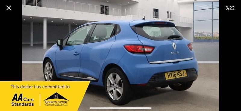 Used Renault Clio IV Dynamique 75 HP (55 kW) 2016 Blue Hatchback