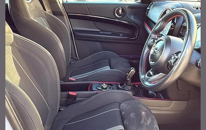 White Used 2020 Mini Cooper S Countryman Sport SUV | £16,399 (Good price) - Image 1/3