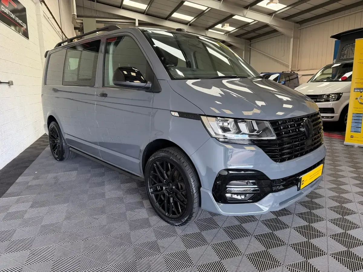 Used VW T6.1 150 HP (110 kW) 2021 Grey Van