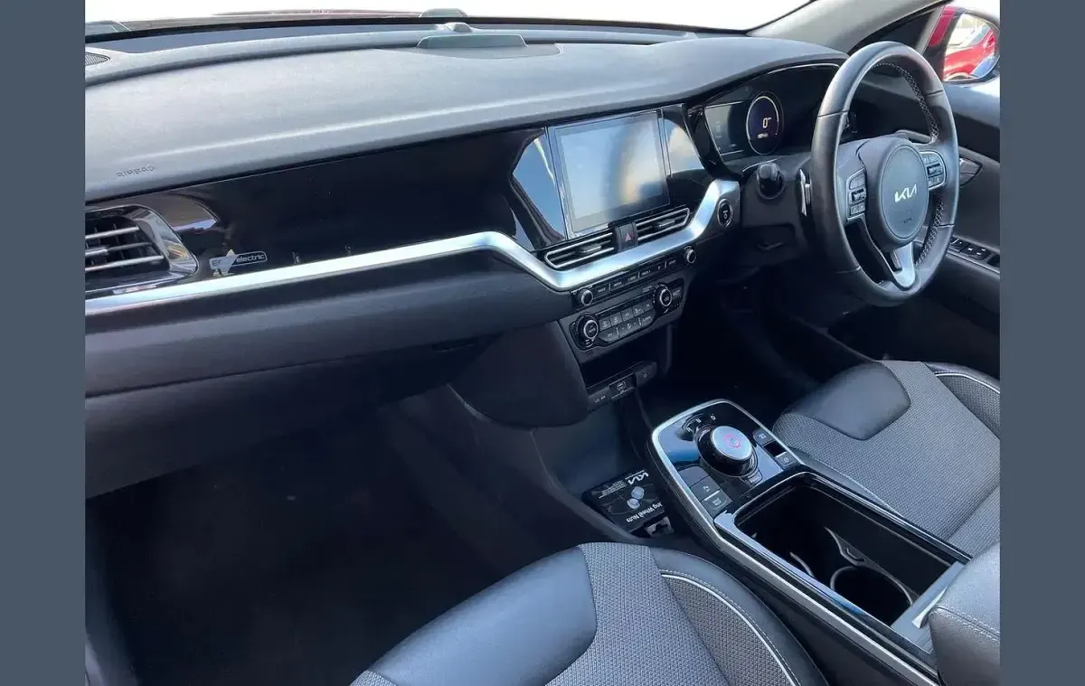 Used Kia e-Niro 100 kW (136 HP) 2021 Red SUV