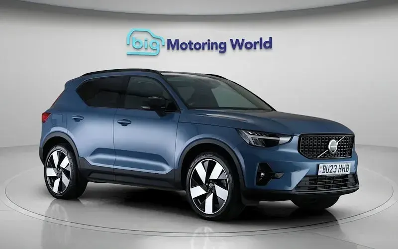 Used Volvo XC40 Ultimate 262 HP (192 kW) 2023 Blue SUV