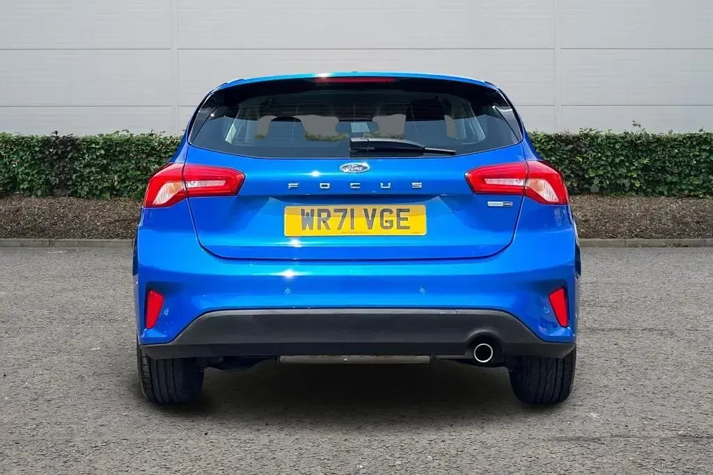 Used Ford Focus Titanium 2021 Blue Hatchback