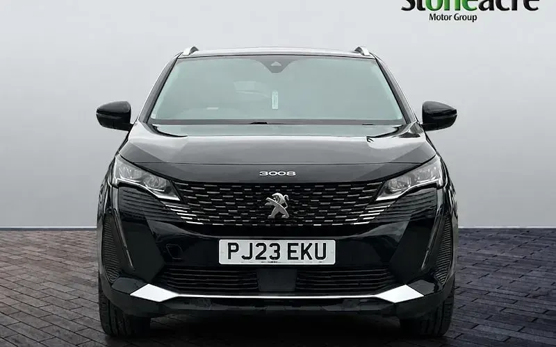 Used Peugeot 3008 Active+ 131 HP (96 kW) 2022 SUV