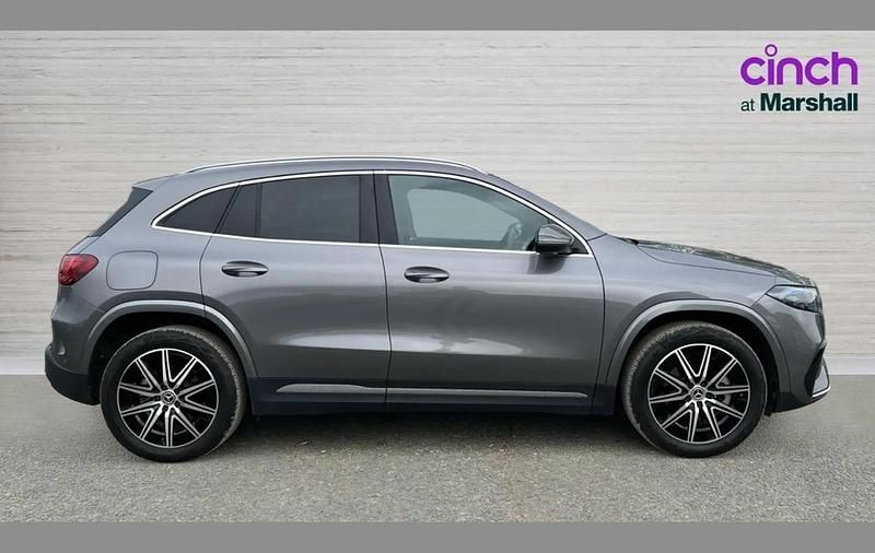 Usado Mercedes EQA350 Executive 214 kW (292 CV) 2024 Gris SUV