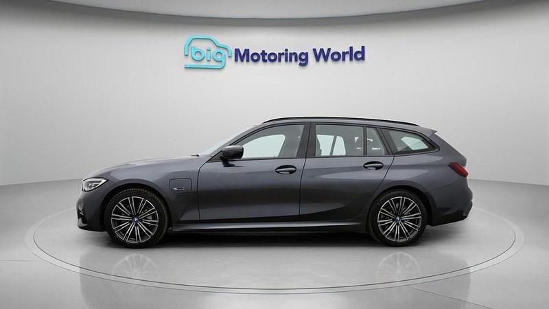 Used BMW 330e M Sport 292 HP (214 kW) 2022 Grey Estate