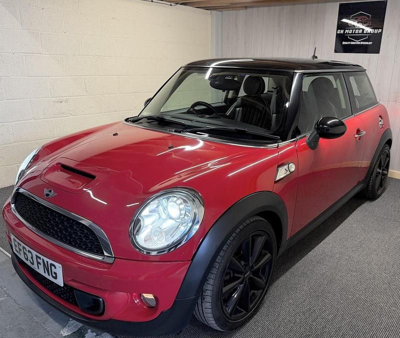 Used Mini Cooper S Hatch 184 HP (135 kW) 2013 Red Hatchback