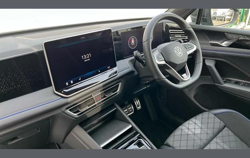 Used VW Tiguan R-line 147 HP (108 kW) 2025 Grey SUV