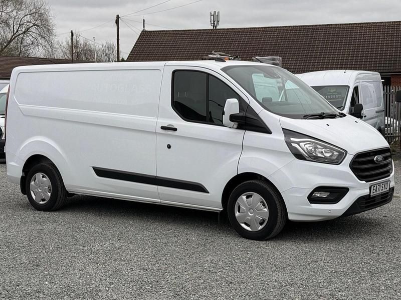 Used Ford Transit Custom Trend 105 HP (77 kW) 2021 White Van