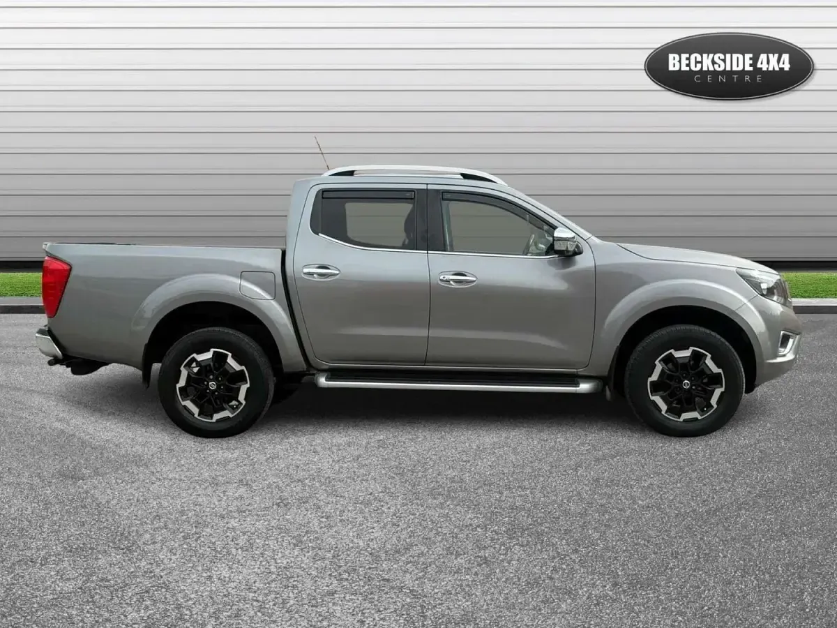 Used Nissan Navara Tekna 190 HP (139 kW) 2020 Grey Pickup