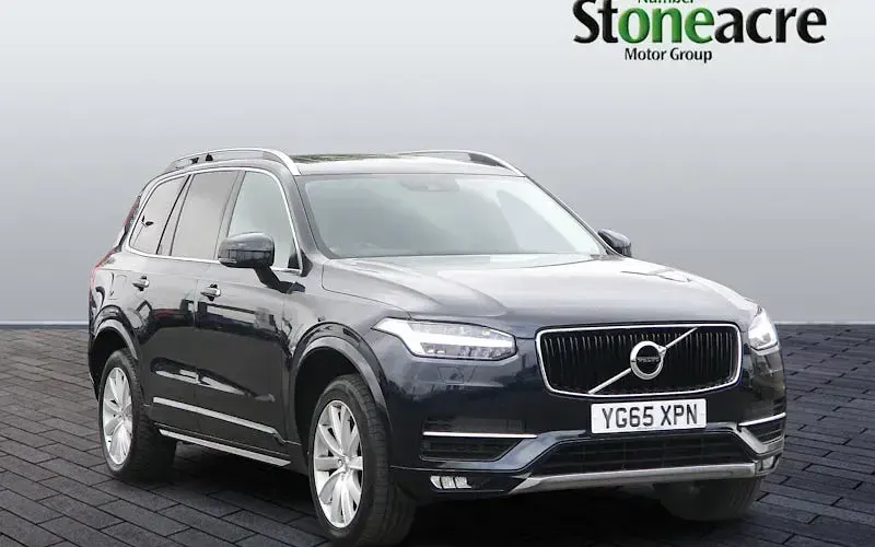 Used Volvo XC90 Momentum 224 HP (164 kW) 2015 SUV