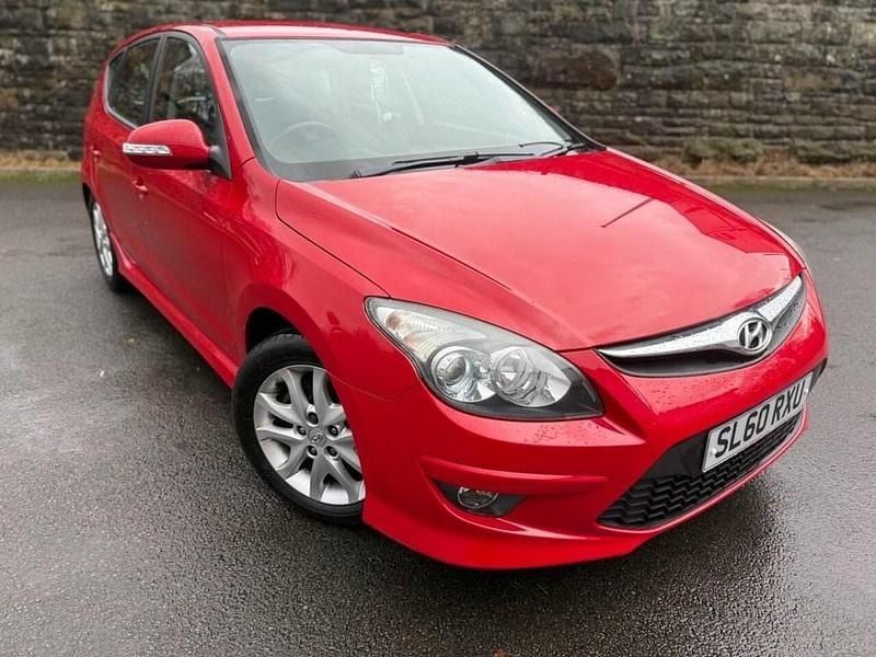 Used Hyundai i30 Edition 124 HP (91 kW) 2010 Red Hatchback