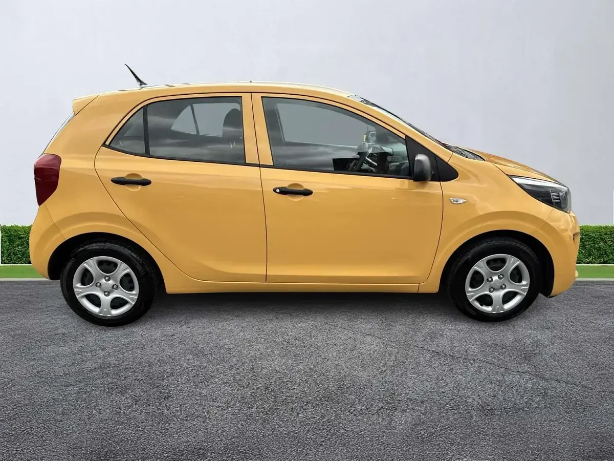 Used Kia Picanto 2023 Yellow Hatchback