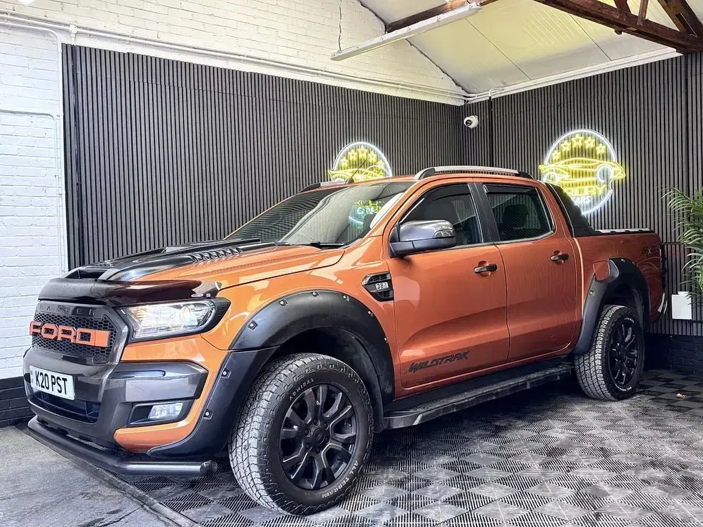 Used Ford Ranger Wildtrack 200 HP (147 kW) 2018 Orange Pickup