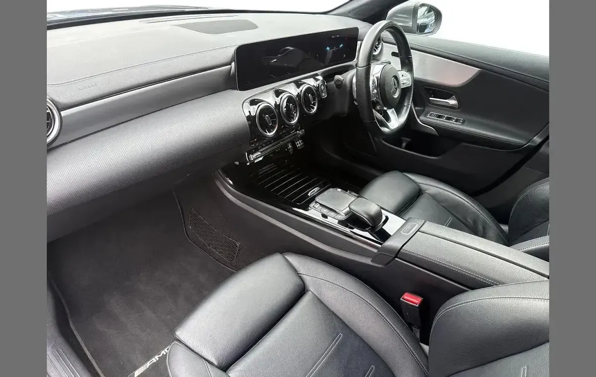Occasion Mercedes CLA200 AMG line 161 ch (118 kW) 2020 Gris Break