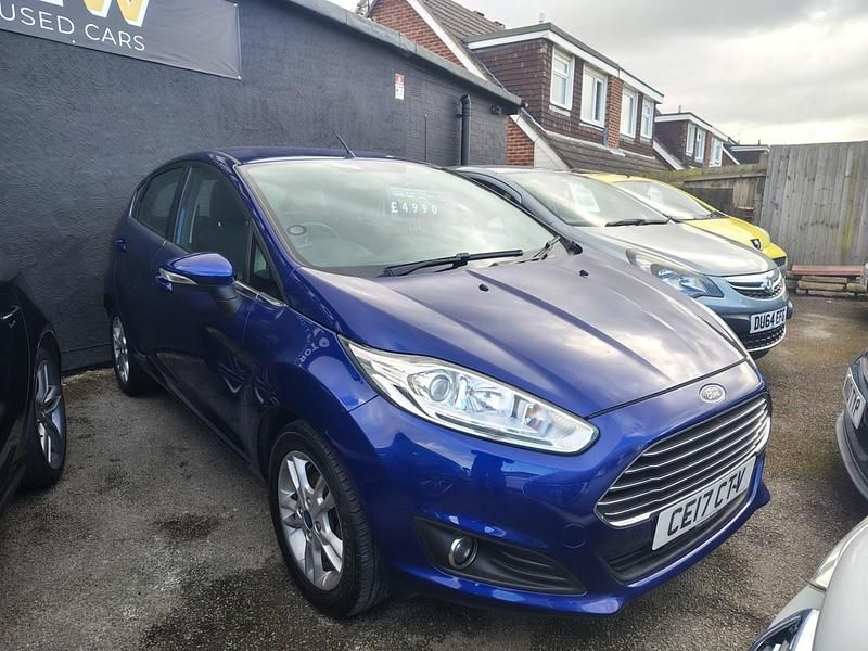 Used Ford Fiesta Zetec 2017 Blue Hatchback