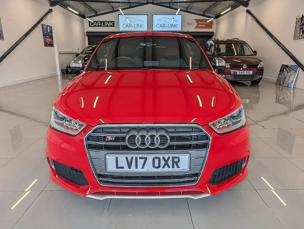 Used Audi S1 231 HP (169 kW) 2017 Red Hatchback