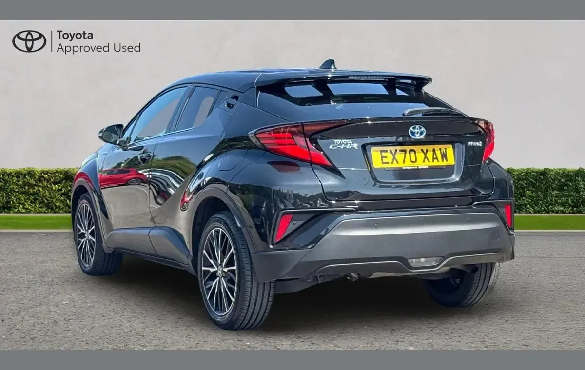 Used Toyota C-HR 122 HP (89 kW) 2020 Black SUV