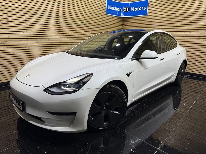White Used 2021 Tesla Model 3 Long Range AWD Sedan | £15,490 (Fair price) - Image 1/4