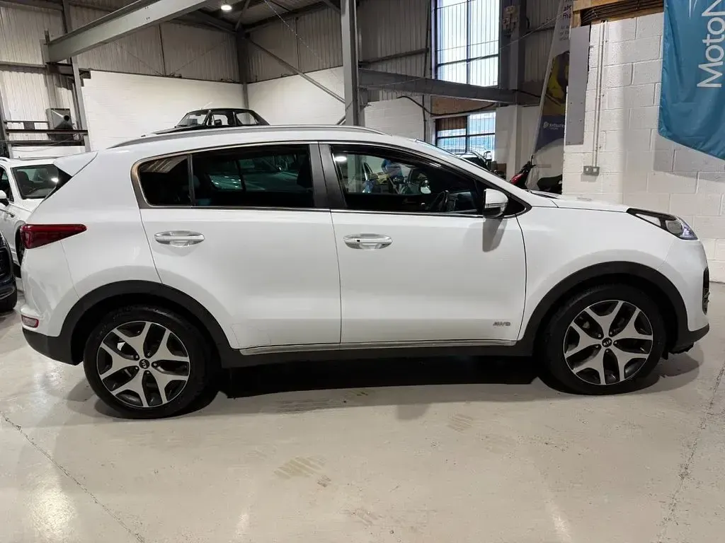Used Kia Sportage GT-Line 134 HP (98 kW) 2016 White SUV