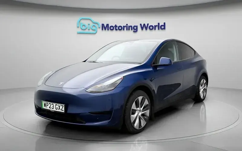 Used Tesla Model Y RWD 254 kW (346 HP) 2023 Blue SUV