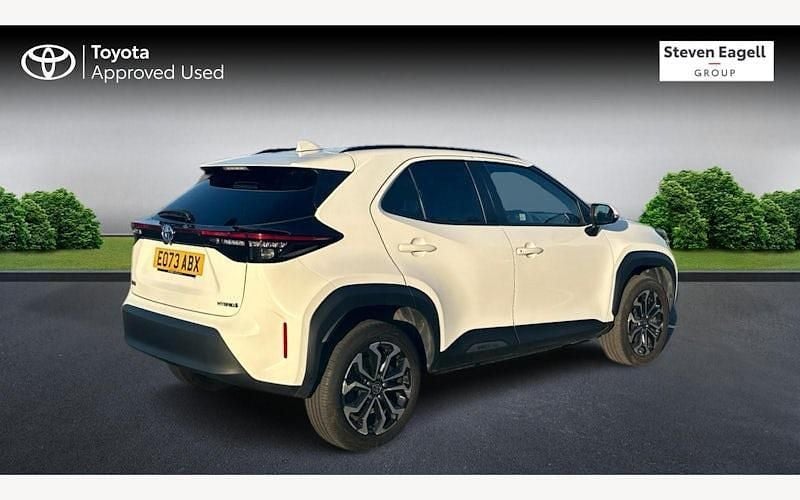 Used Toyota Yaris Hybrid Design 116 HP (85 kW) 2025 Estate