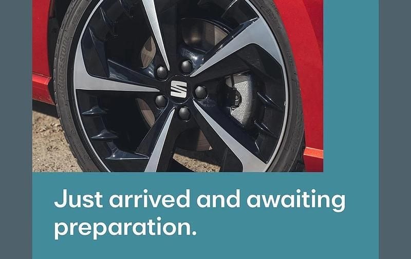 Green Used 2025 Seat Arona SE Technology SUV | £16,849 (Fair price) - Image 1/4