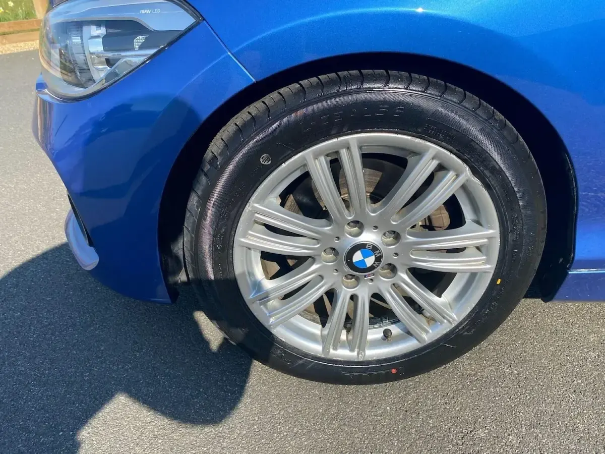 Used BMW 118 Sport Line 150 HP (110 kW) 2016 Blue Hatchback