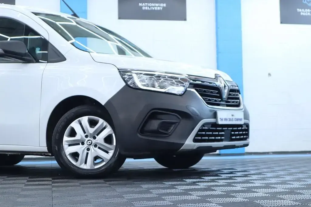 Used Renault Kangoo 2023 White MPV