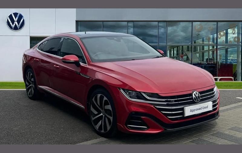 Usado VW Arteon R-line 218 HP (160 kW) 2022 Vermelho Carrinha