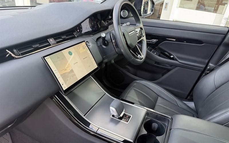 Used Land Rover Range Rover evoque HSE Dynamic 204 HP (150 kW) 2024 Black SUV