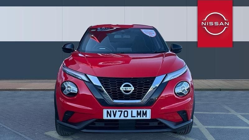 Used Nissan Juke N-Connecta 114 HP (83 kW) 2020 Red SUV