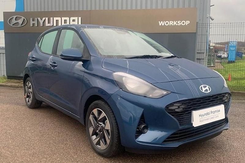 Blue New 2025 Hyundai i10 Advanced Hatchback | £16,679 (Fair price) - Image 1/1