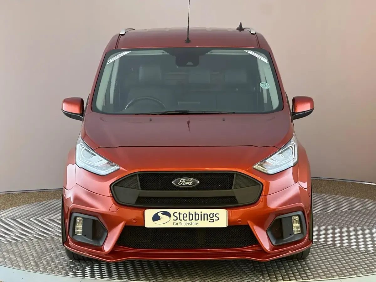 Used Ford Transit Connect S 120 HP (88 kW) 2023 Orange MPV