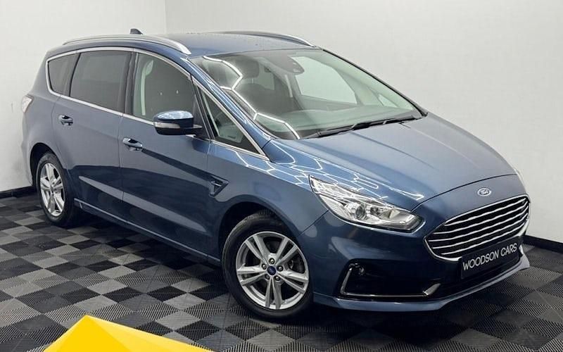 Used Ford S-MAX Titanium 150 HP (110 kW) 2020 Blue MPV