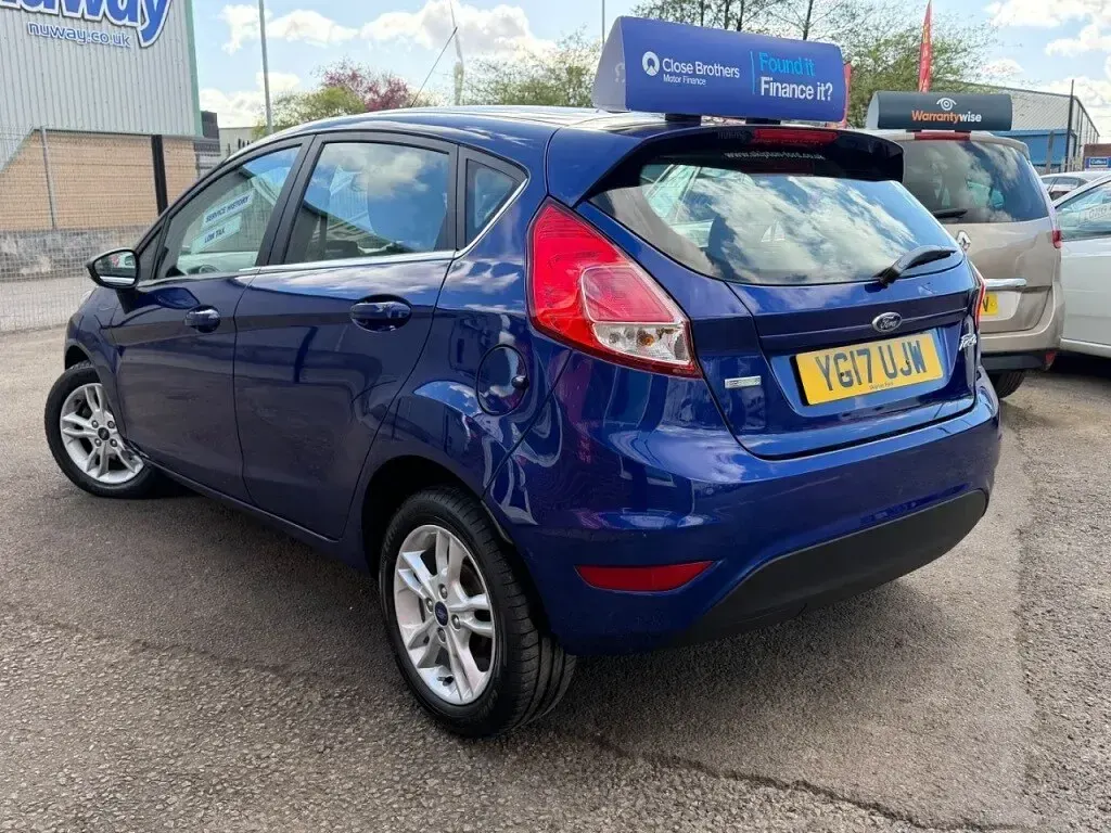 Used Ford Fiesta Zetec 2017 Blue Hatchback