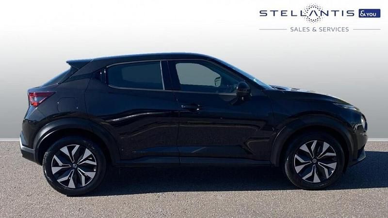 Black Used 2022 Nissan Juke Acenta SUV | £11,910 (Good price) - Image 1/4