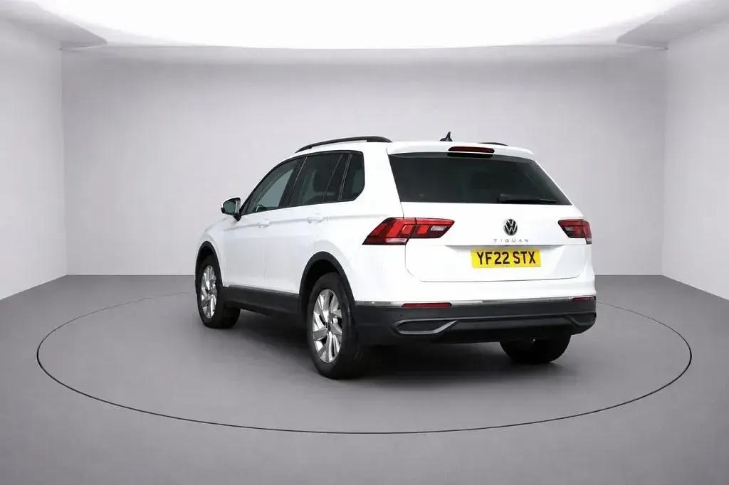 Used VW Tiguan Life 150 HP (110 kW) 2022 White SUV