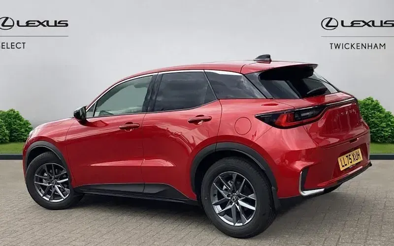 Used Lexus LBX 136 HP (100 kW) 2026 SUV