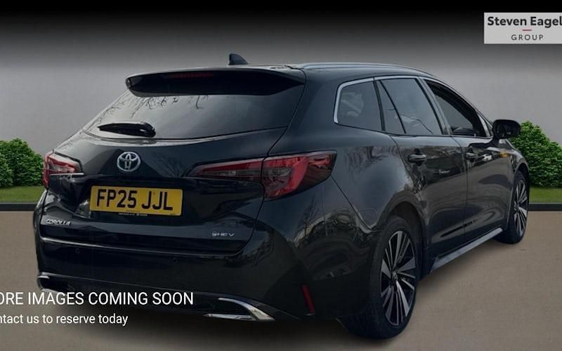 Used Toyota Corolla Design 140 HP (102 kW) 2026 Estate