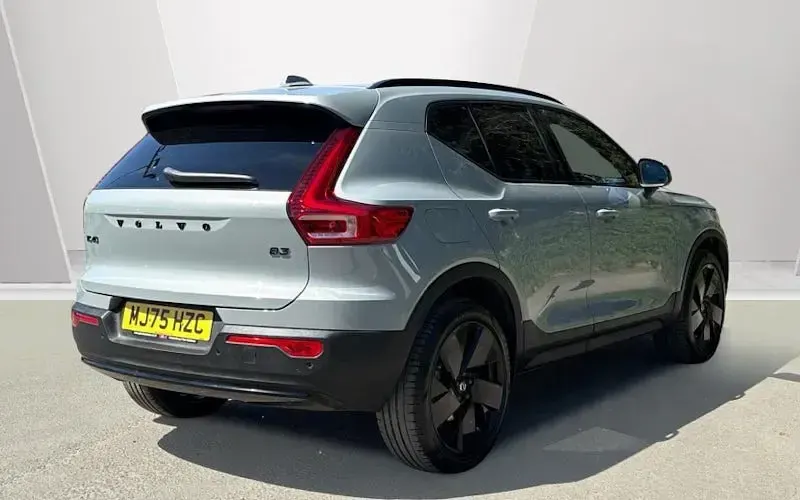 Used Volvo XC40 Plus 163 HP (119 kW) 2026 SUV