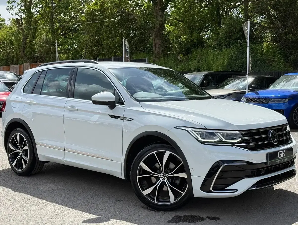 Used VW Tiguan R-line 150 HP (110 kW) 2023 SUV
