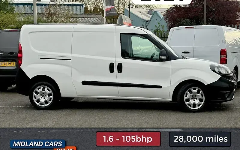 Używany Fiat Doblò 105 KM (77 kW) 2022 Minivan
