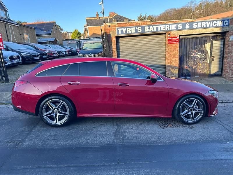 Usado Mercedes CLA180 AMG Line Premium Plus 2020 Vermelho Sedan