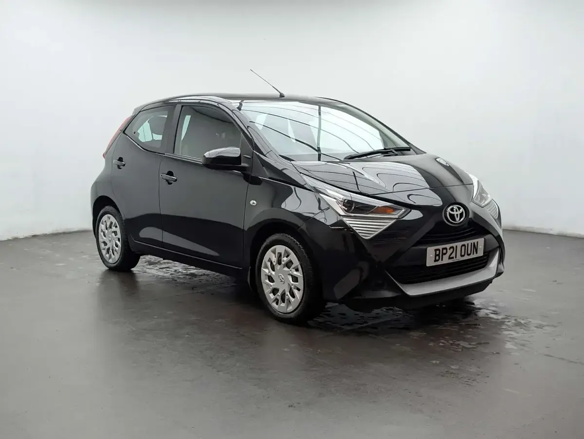 Used Toyota Aygo X-play 2021 Black Hatchback