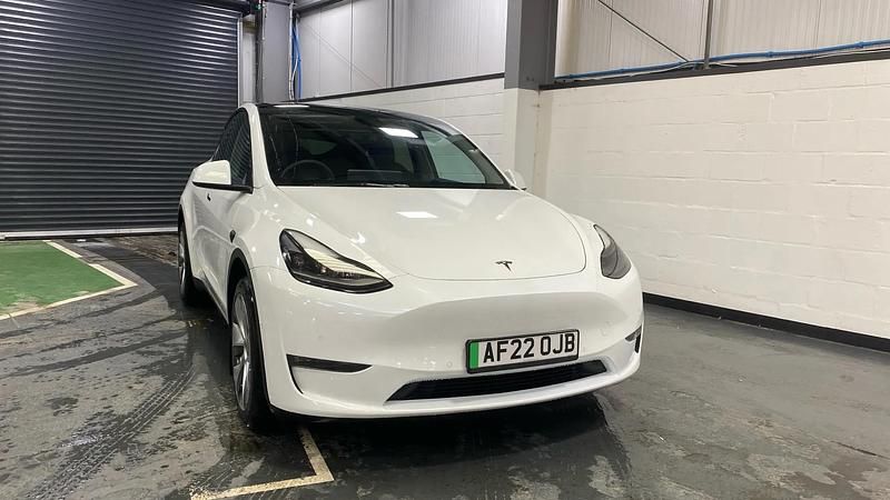 Used Tesla Model Y Long Range AWD 282 kW (384 HP) 2022 White SUV