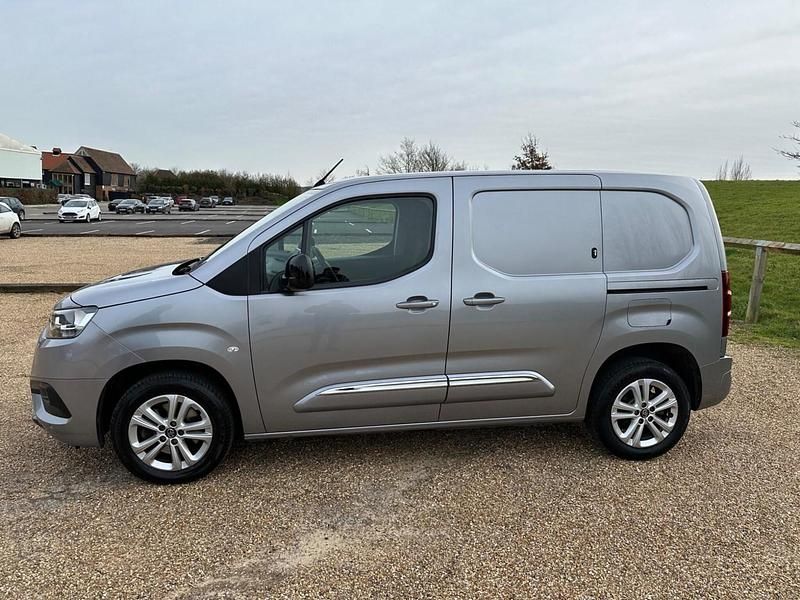 Used Toyota Proace Design 2021 Grey MPV
