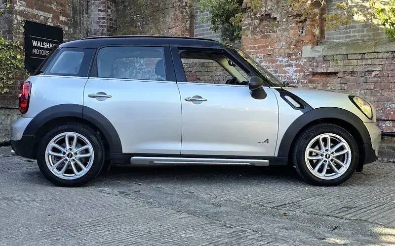 Używany Mini Cooper D 111 KM (81 kW) 2016 Hatchback