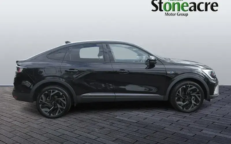 Used Renault Arkana Esprit Alpine 143 HP (105 kW) 2024 Black SUV